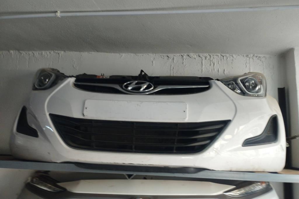 واجهه اماميه طمبون اضويه اماميه يمين شمال هونداي افانتي md 2016