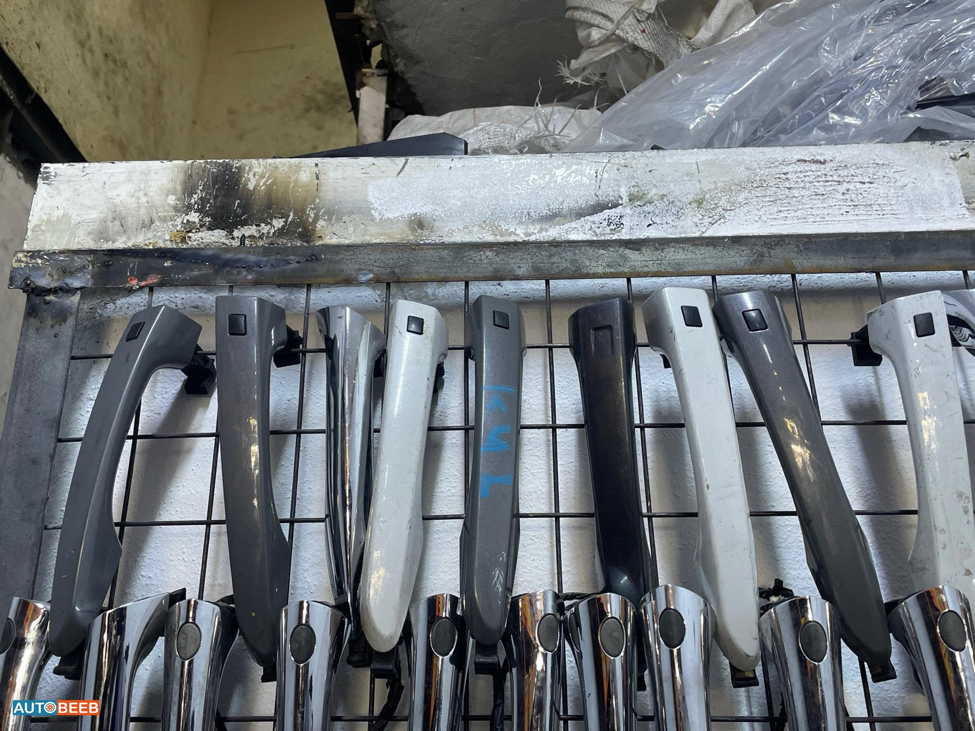 Body  Door Handle  Hyundai kona