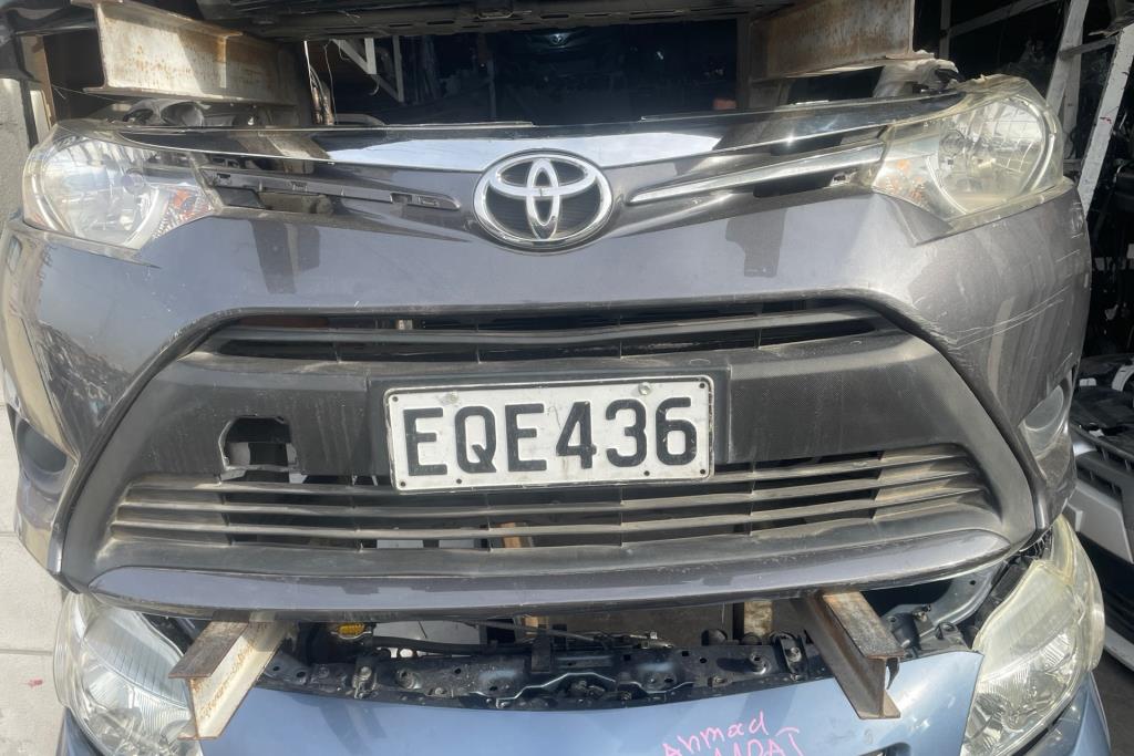 Body  Bumper Toyota Yaris