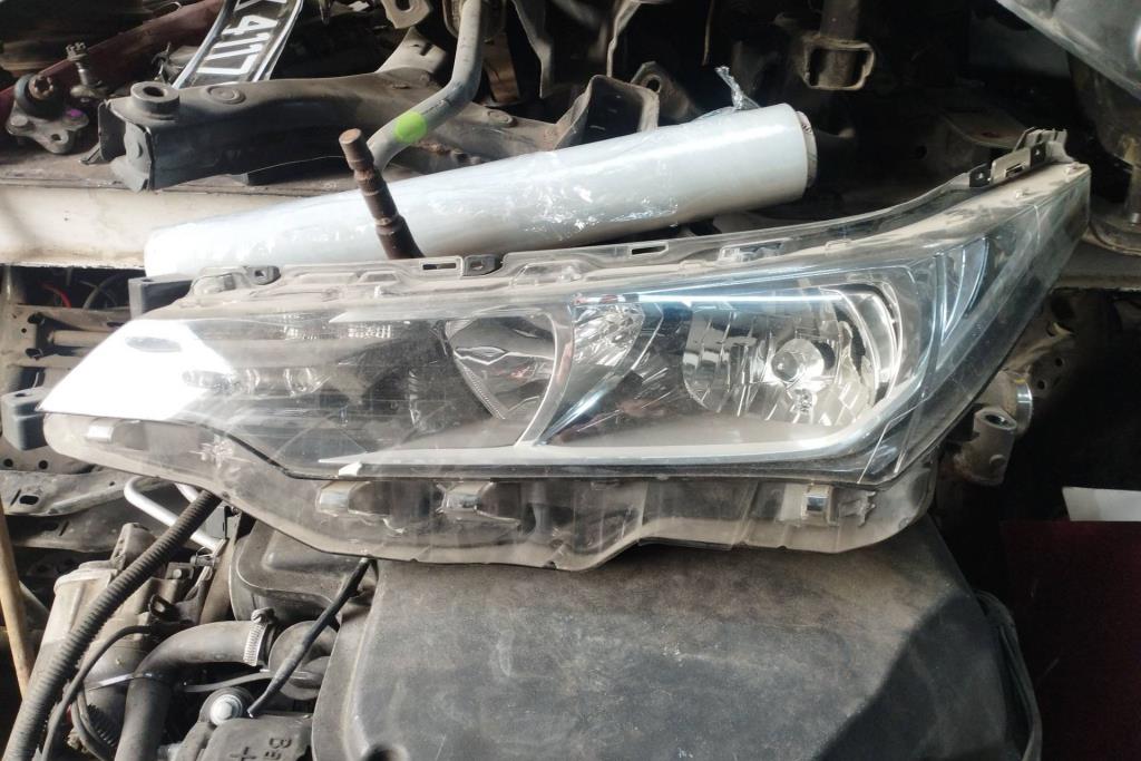 Lights Front light Toyota Corolla