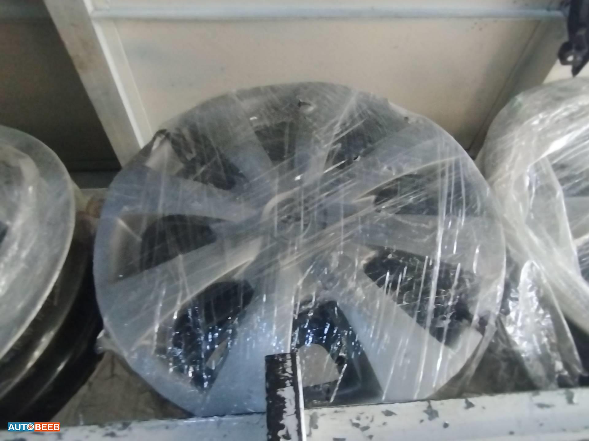 طاسة عجل تويوتا كورولا 2008 2009 2010 2011 2012 2013