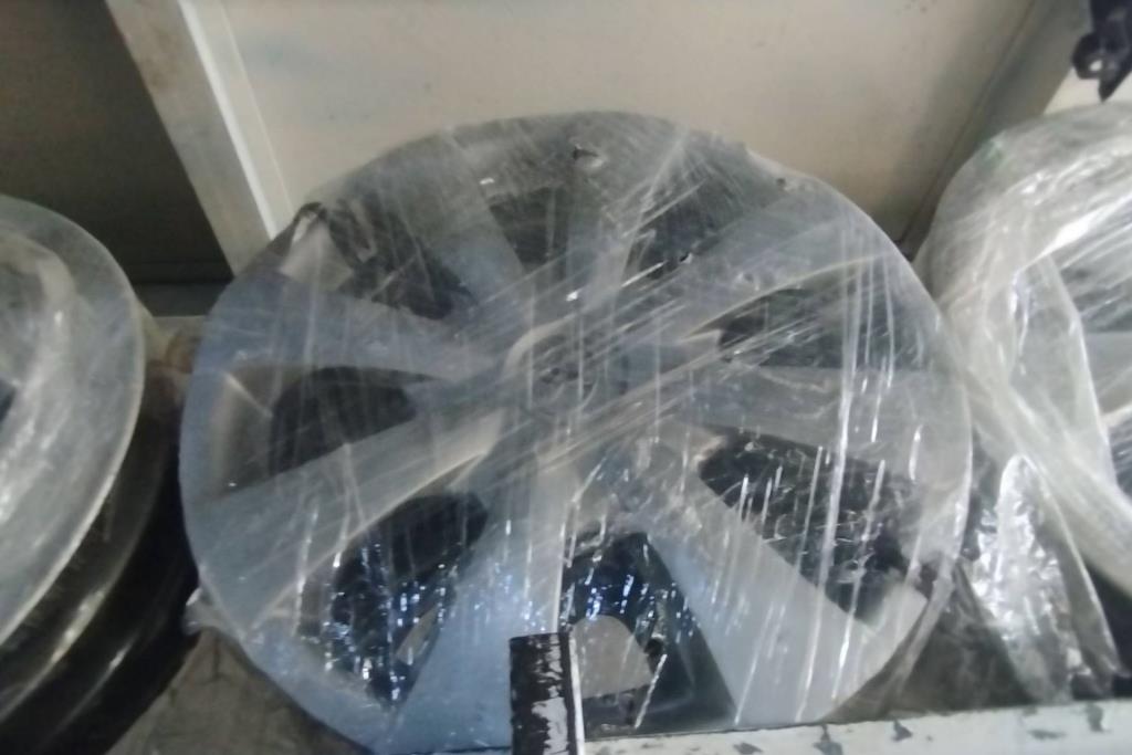 طاسة عجل تويوتا كورولا 2008 2009 2010 2011 2012 2013