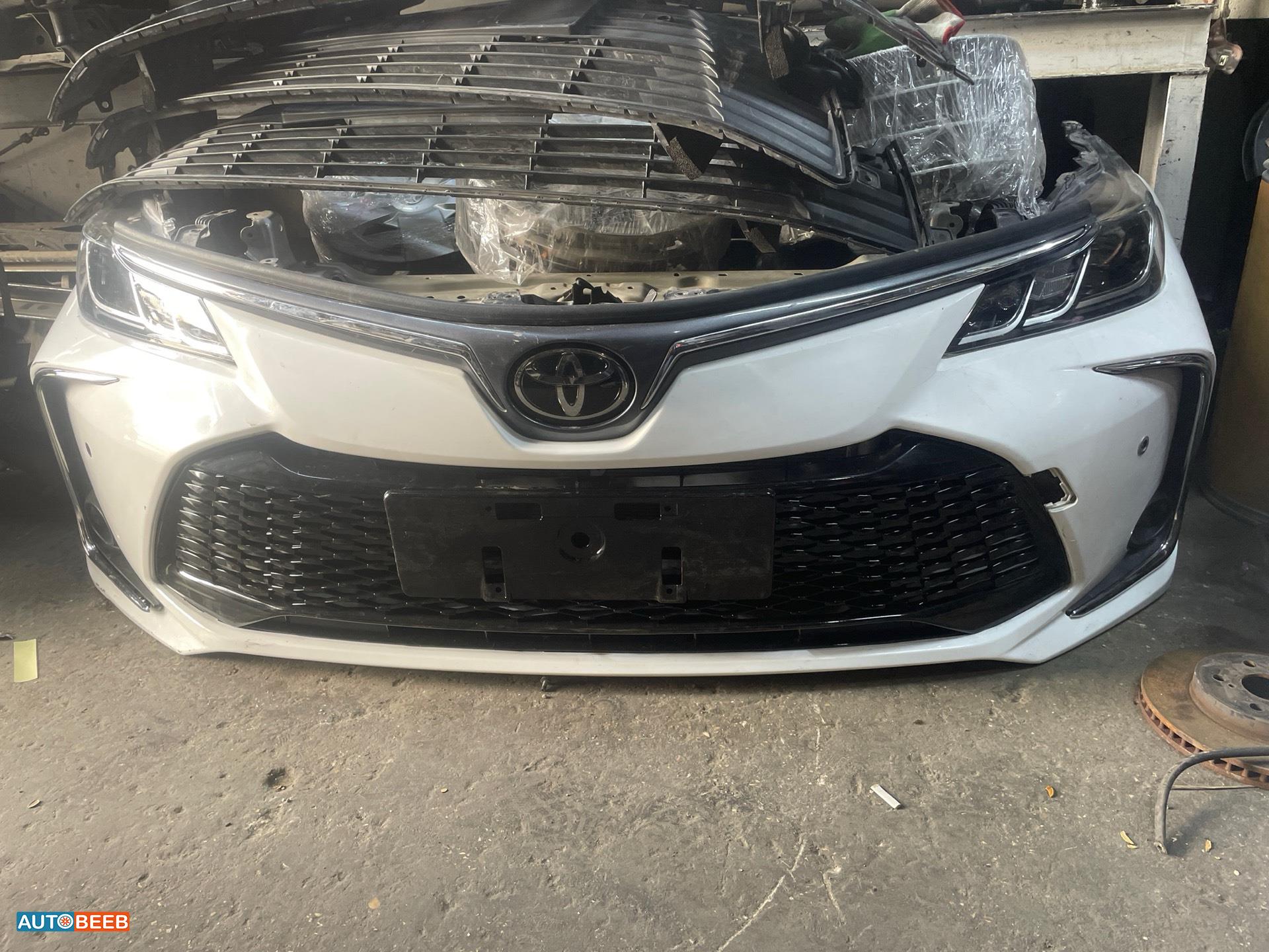 واجهة امامية طمبون اضوية يمين شمال تويوتا كورولا 2024 2025