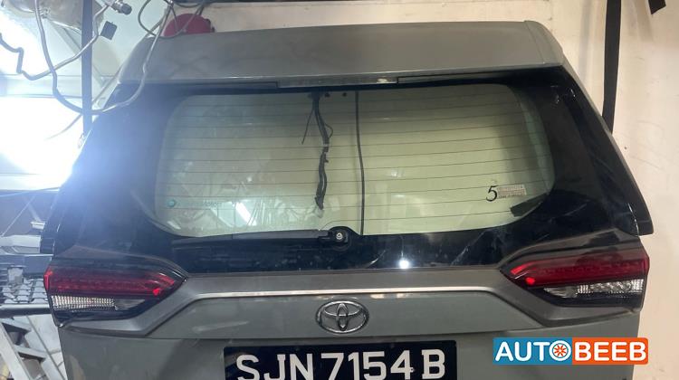 غطاء خلفي تويوتا راف فور 2020 2021 2022 2023 2024