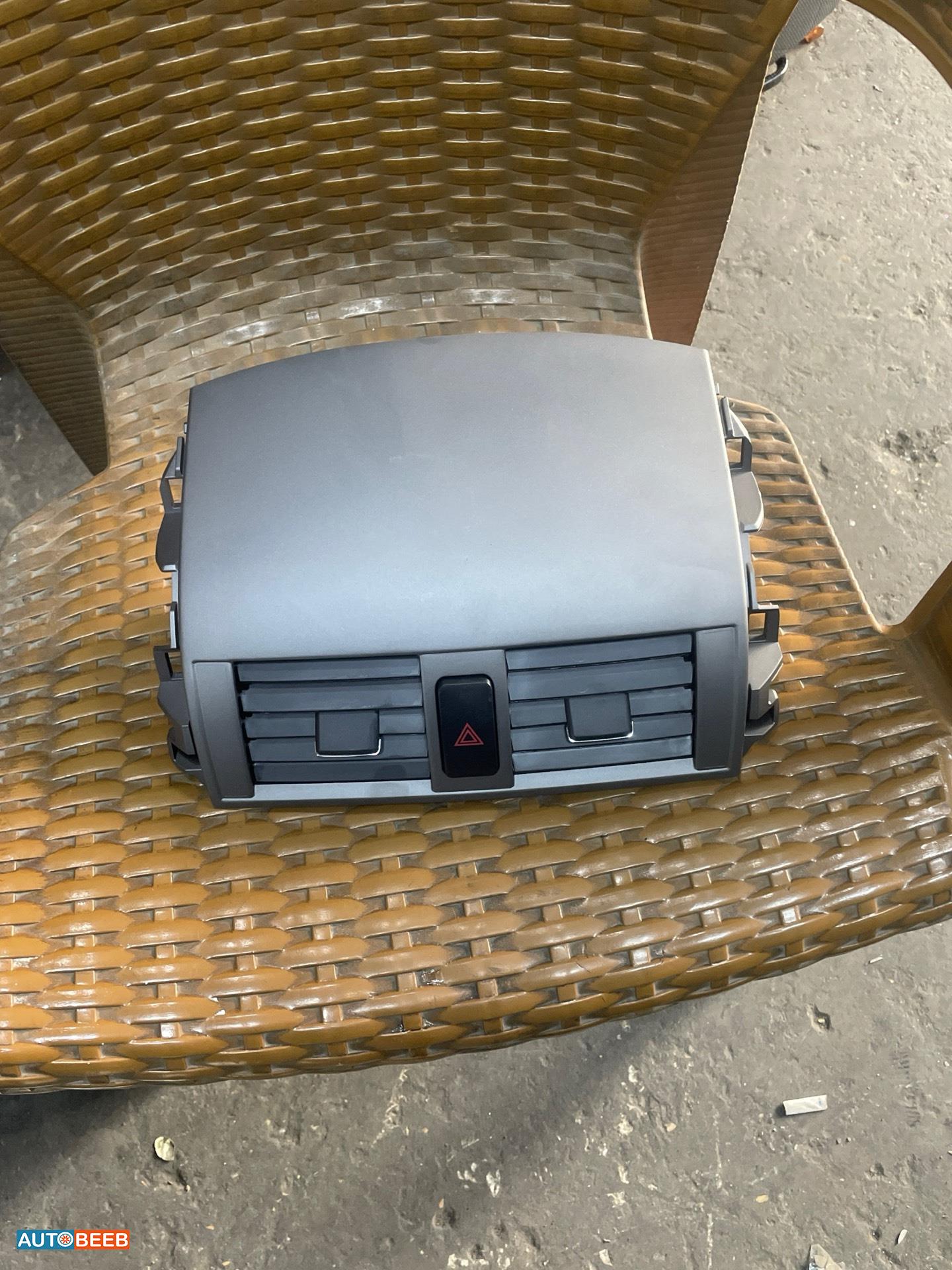 Cabin  Dashboard Toyota Corolla