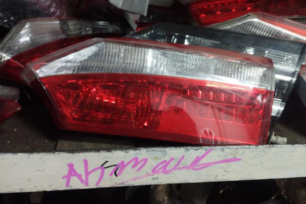 عاكسه خلفيه تويوتا كورولا 2014 2015 2016