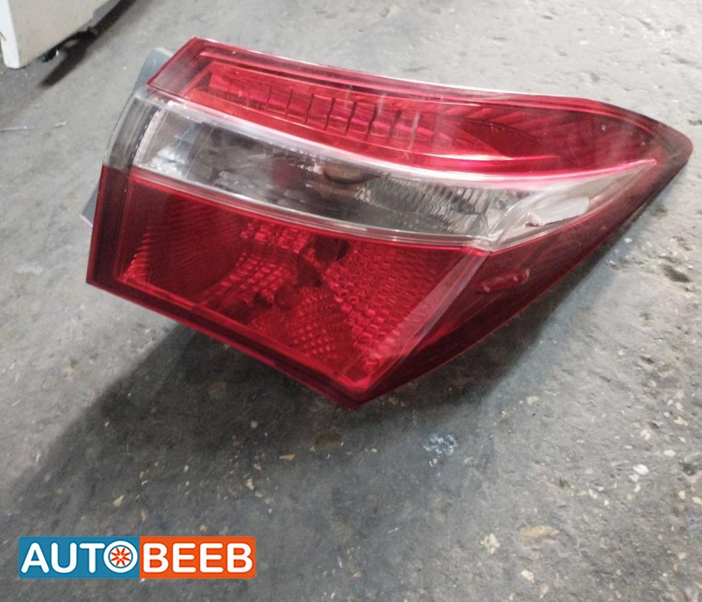 ضوء خلفي يمين تويوتا كورولا 2014 2015 2016