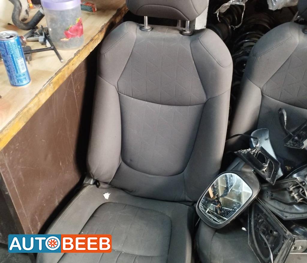 Cabin  Seat Toyota RAV4