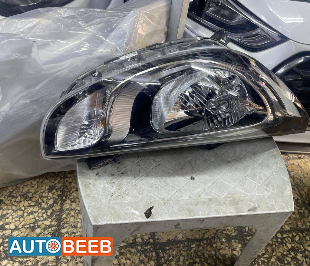 Lights Front light Hyundai Accent
