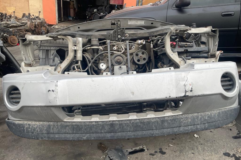 Body  Bumper Jeep Cherokee