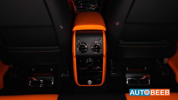 Rolls Royce Cullinan 2024