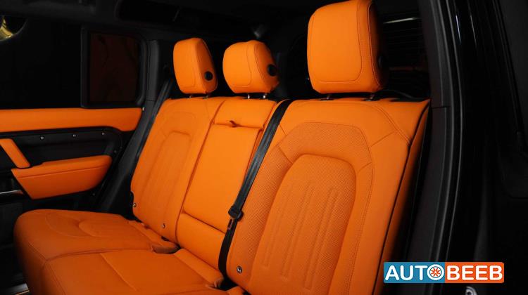 Land Rover Defender 2022