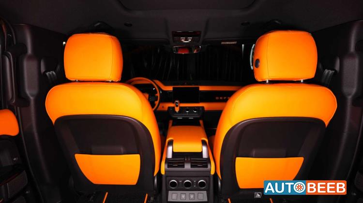 Land Rover Defender 2022