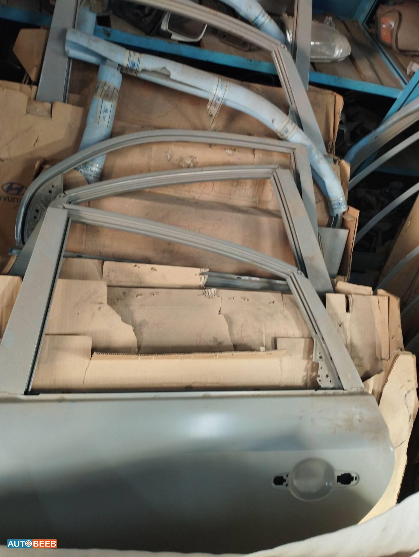 باب هونداي توسان 2006 2007 2008 2009 2010