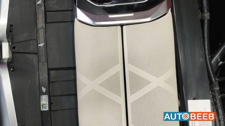 Cabin  Control buttons BMW 740