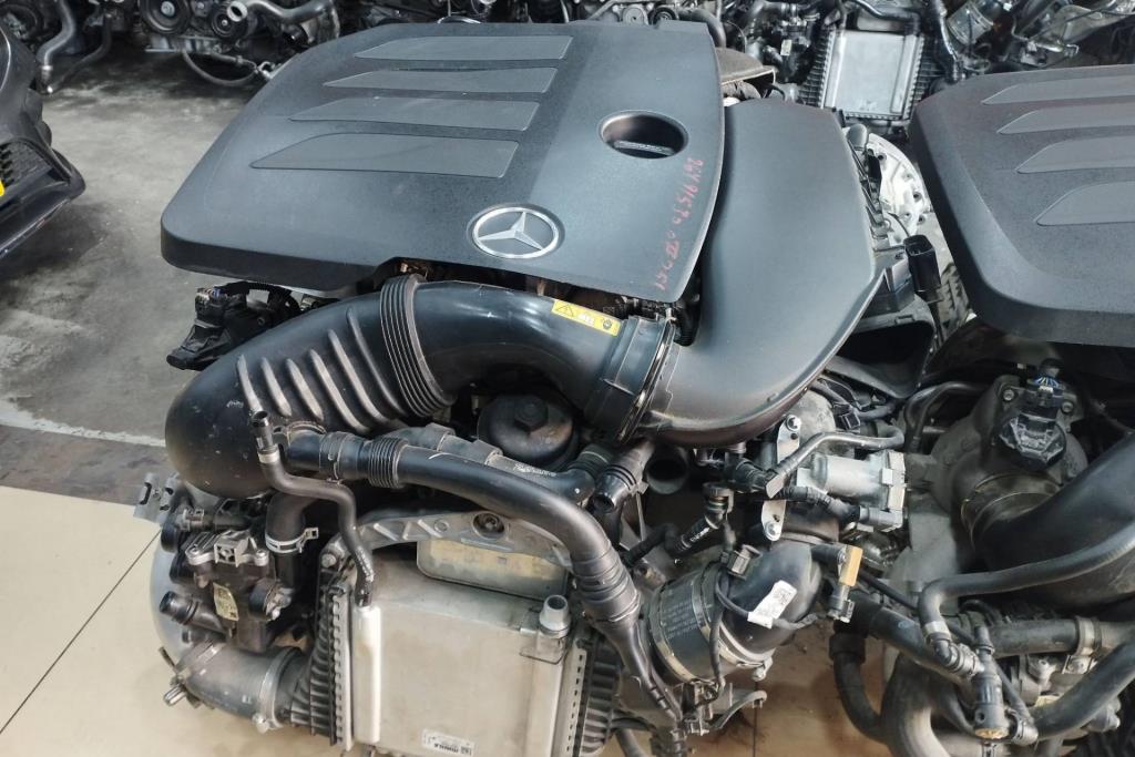 Engine Full Engine Mercedes Benz E200