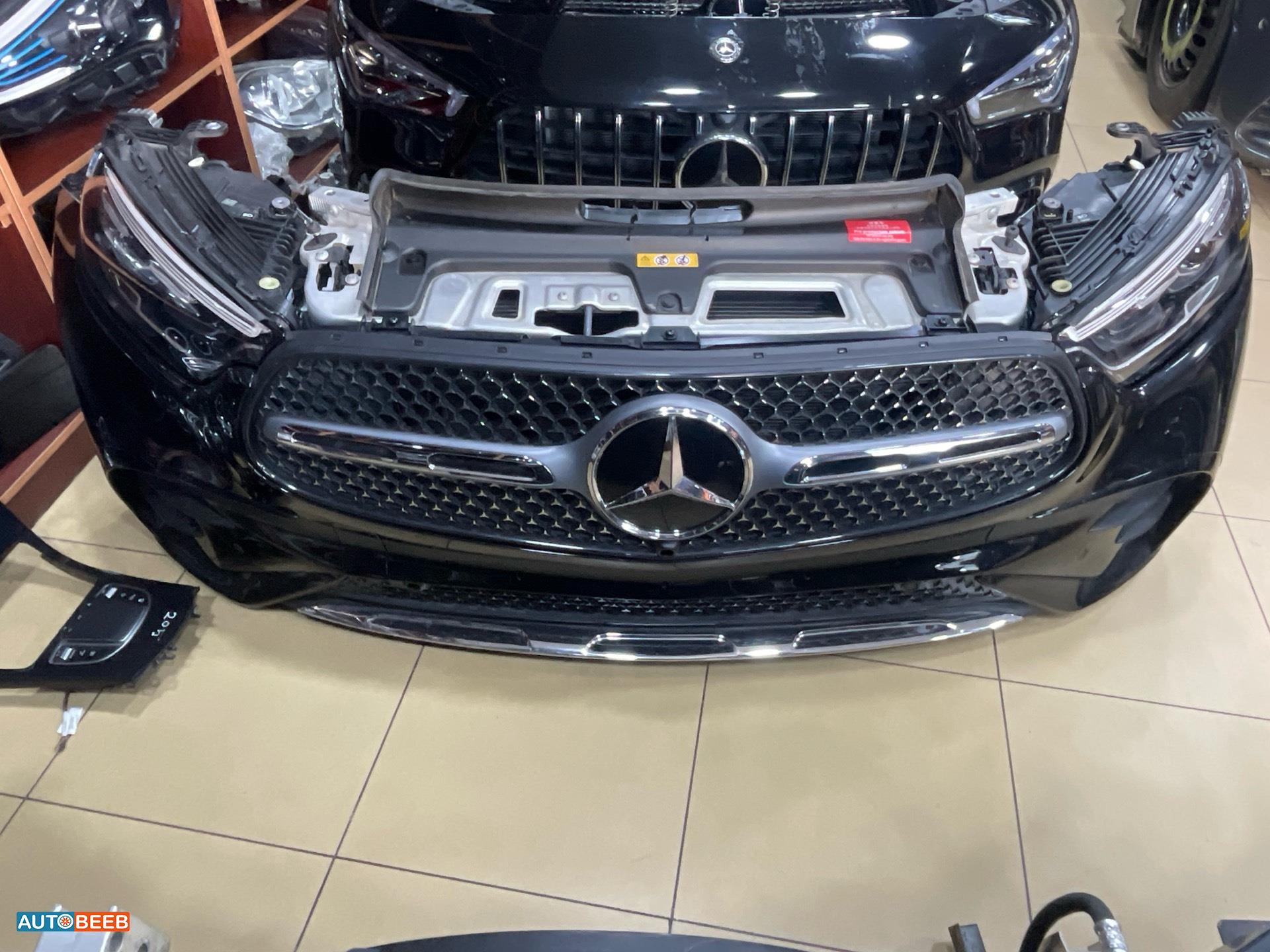 واجهة امامية طمبون اضوية يمين شمال مرسيدس GLC350 2024 2025