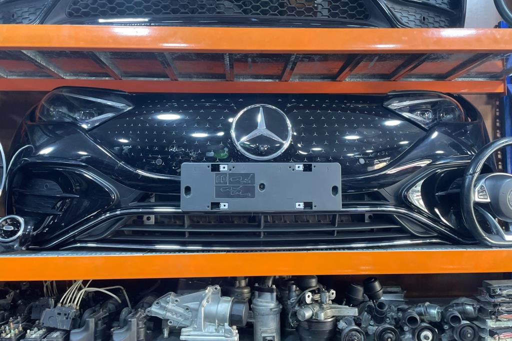 Body  Bumper Mercedes Benz EQE350
