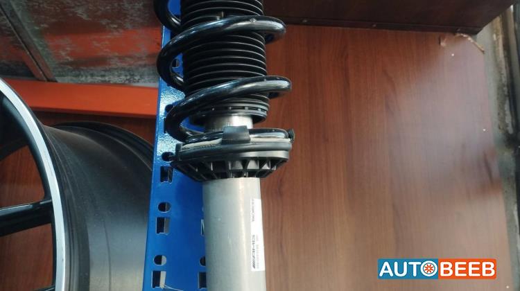 صنبرص امامي مرسيدس يمين شمال سي 200 2020 2021 2022 2023 2024 2025