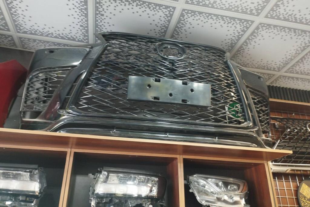 Body  Bumper Lexus LX570