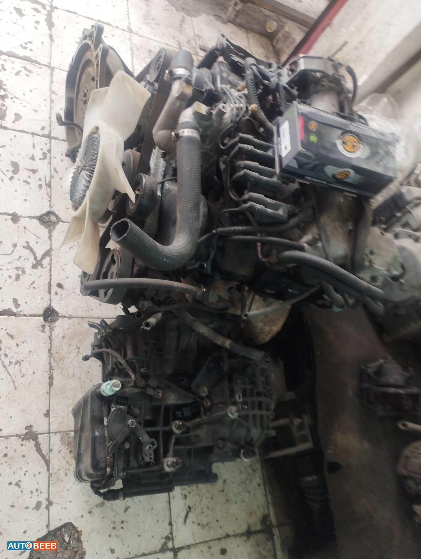 محرك كامل متسوبيشي باجيرو مع جير 2005 2006 2007 2008 2009 2010 2011