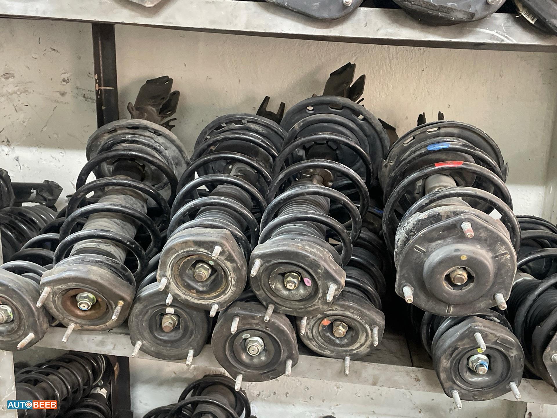  Shock Absorber Mitsubishi Lancer