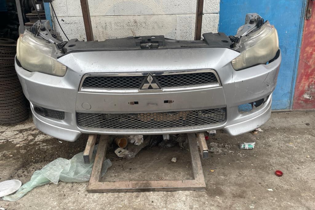 Body  Bumper Mitsubishi Lancer
