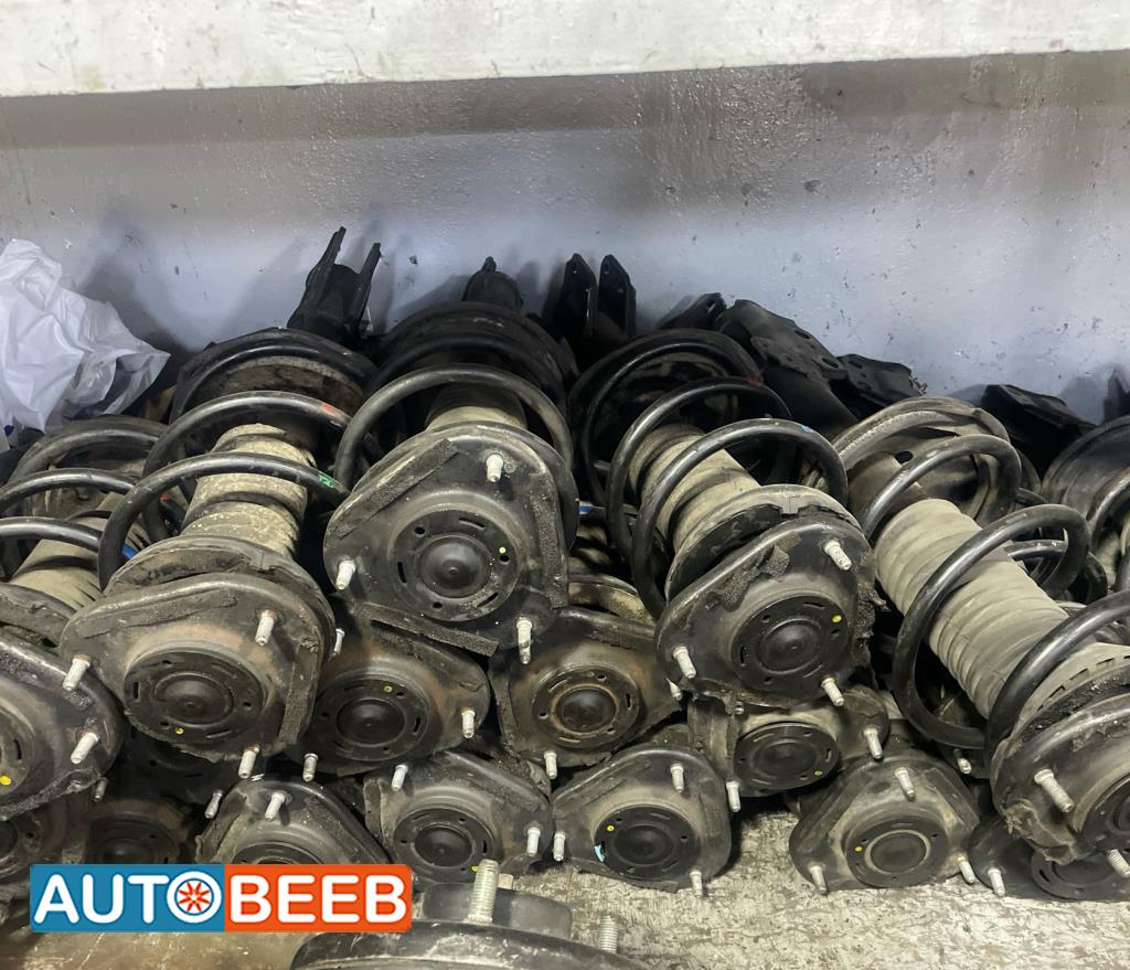  Shock Absorber Toyota Corolla