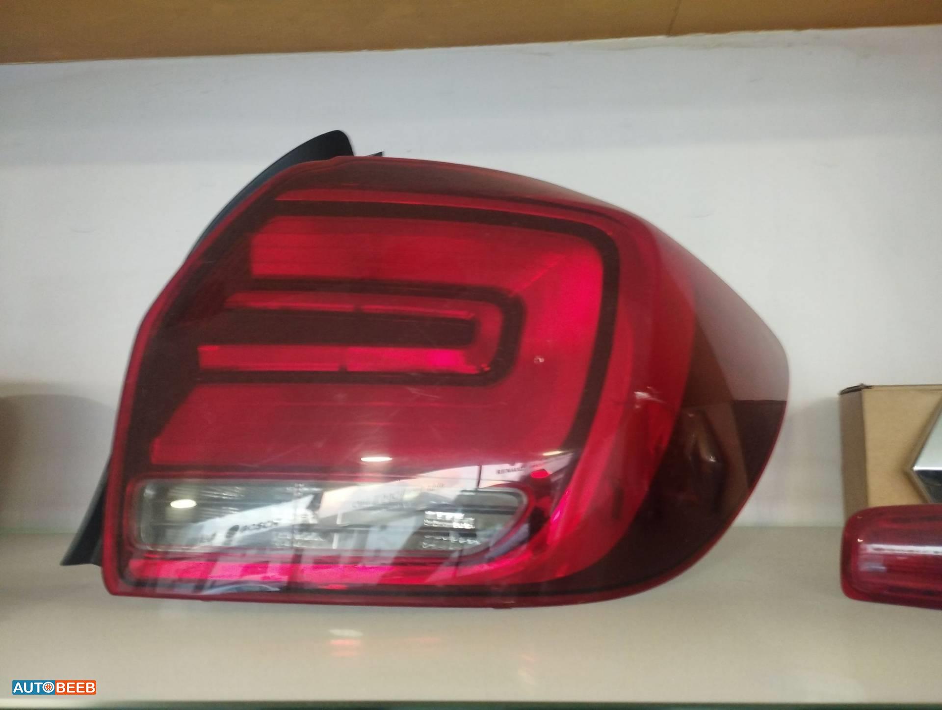  ضوء خلفي يمين رينو سانديرو 2019 2020 2021 2022