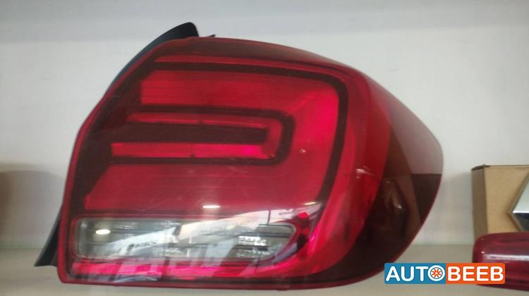  ضوء خلفي يمين رينو سانديرو 2019 2020 2021 2022