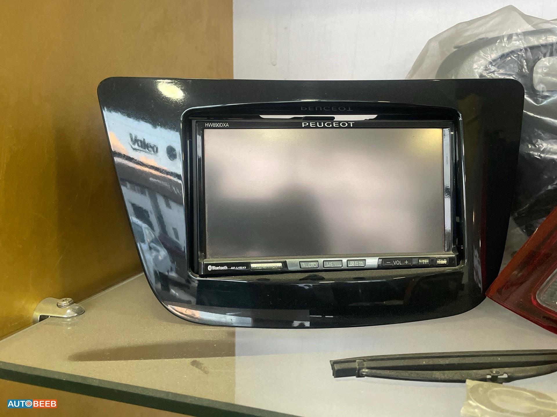 Cabin  Dashboard Peugeot 508