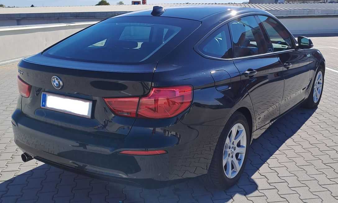 بي ام دبليو 318 2017