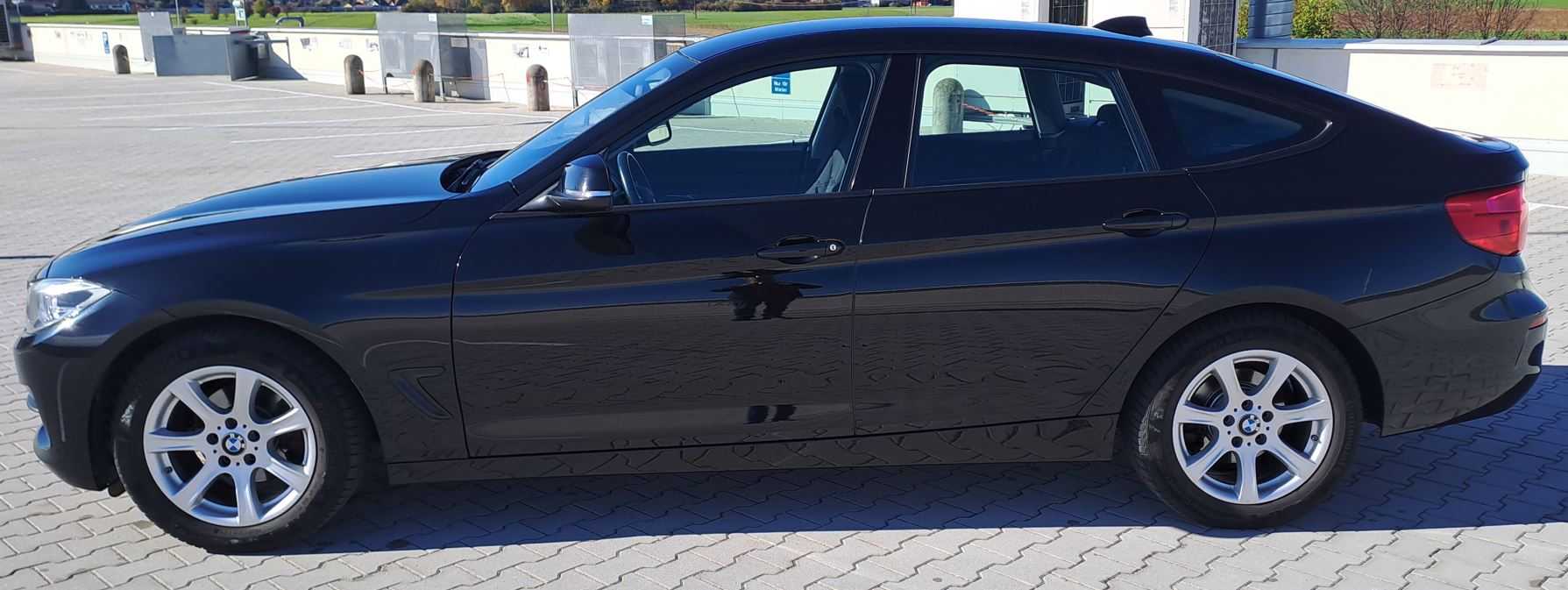 بي ام دبليو 318 2017