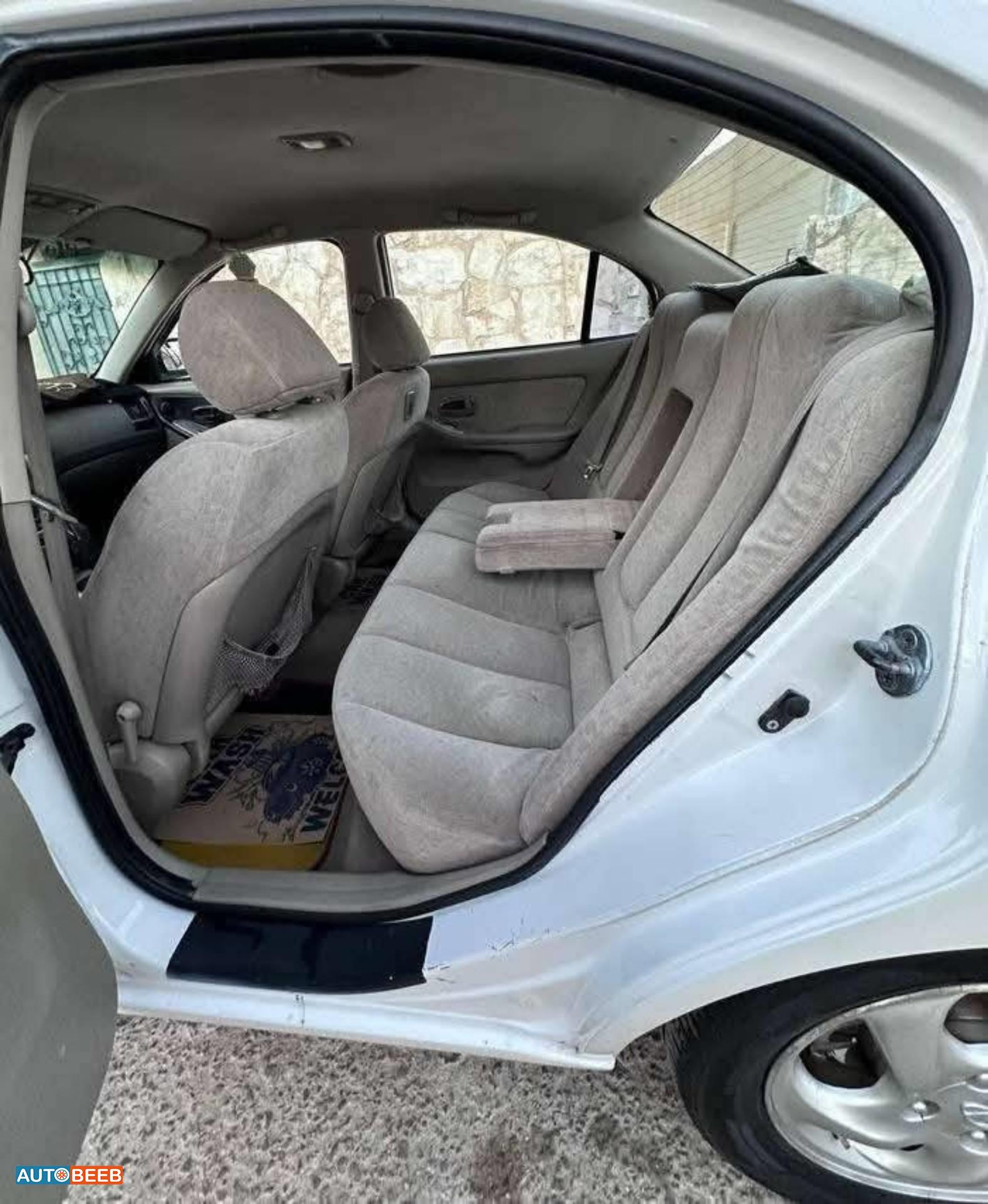 هيونداي افانتي 2005