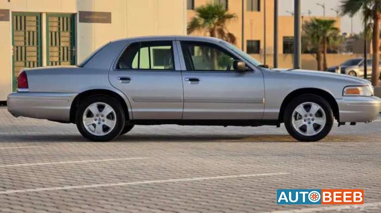 فورد كراون فكتوريا 2012