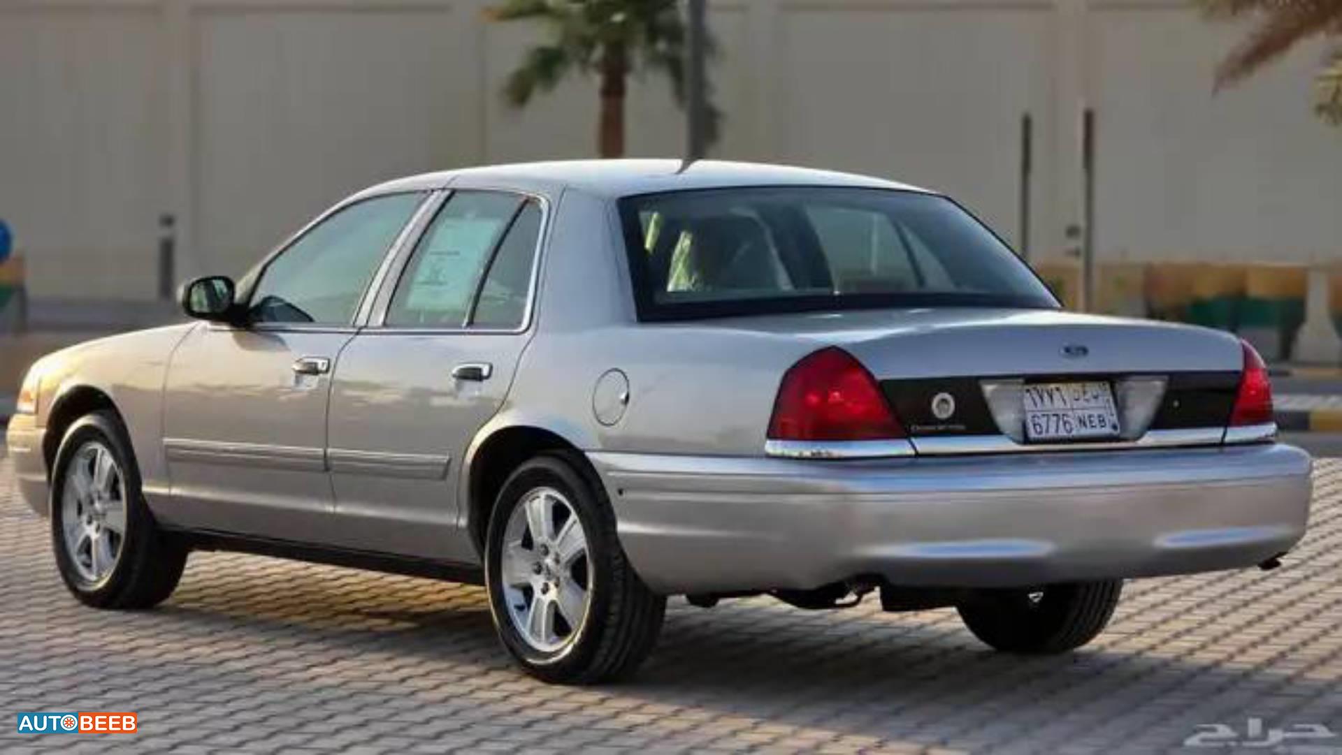 فورد كراون فكتوريا 2012