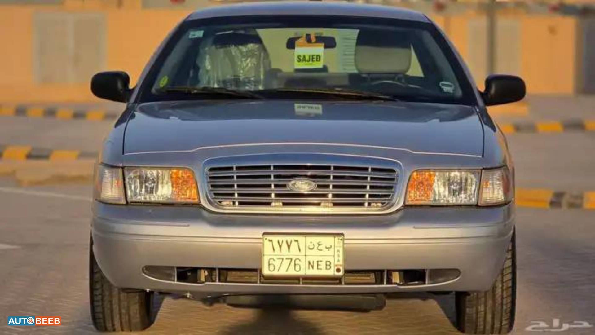 فورد كراون فكتوريا 2012