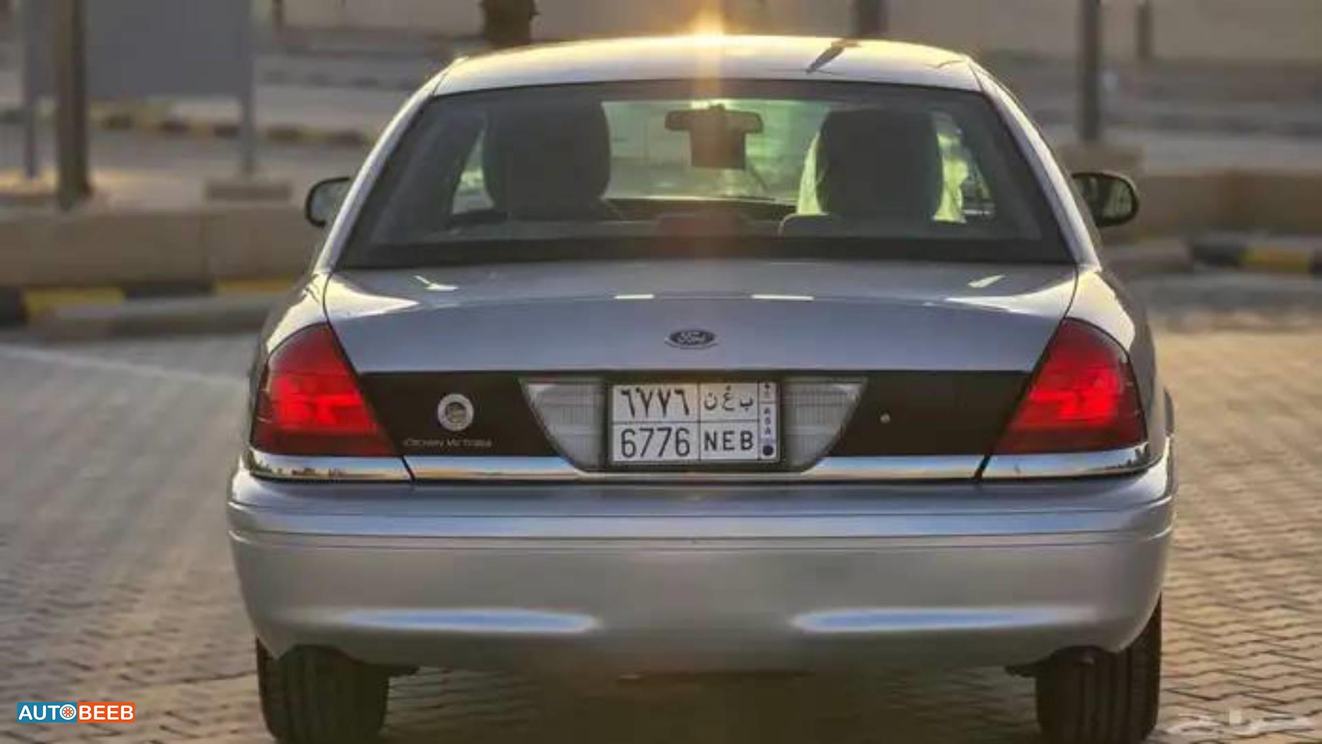 فورد كراون فكتوريا 2012