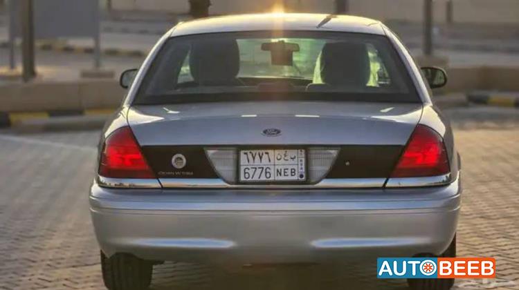 فورد كراون فكتوريا 2012