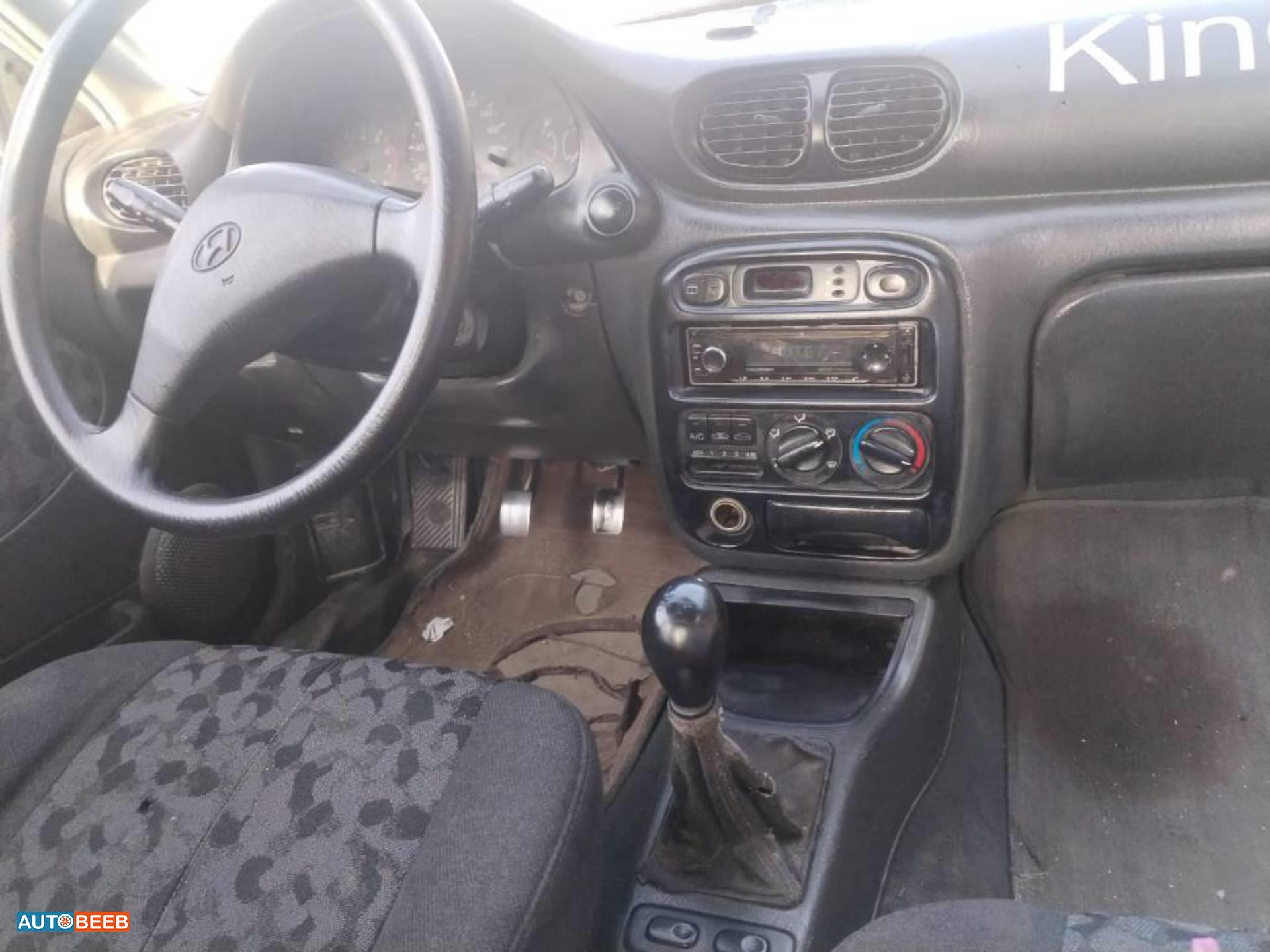 هيونداي اكسنت 1996