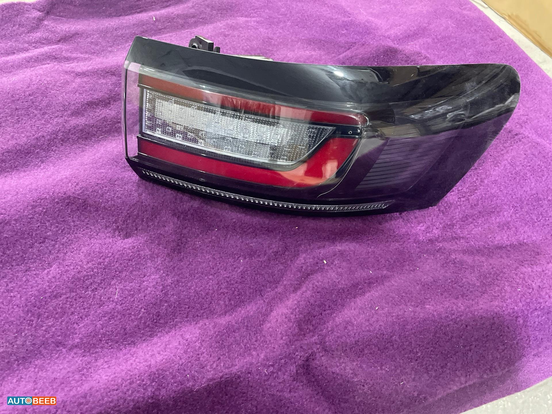 ضوء خلفي يمين فولكس فاجن ID4 x بيور 2022 2023 2024