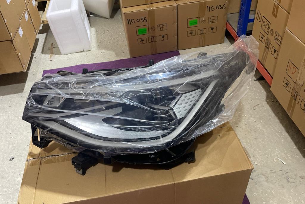 Lights Front light Volkswagen ID.6