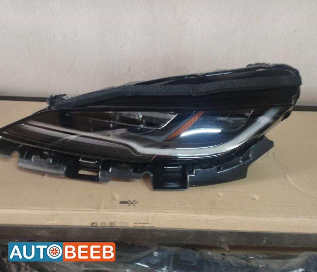 ضوء امامي يمين تيسلا 3 2024