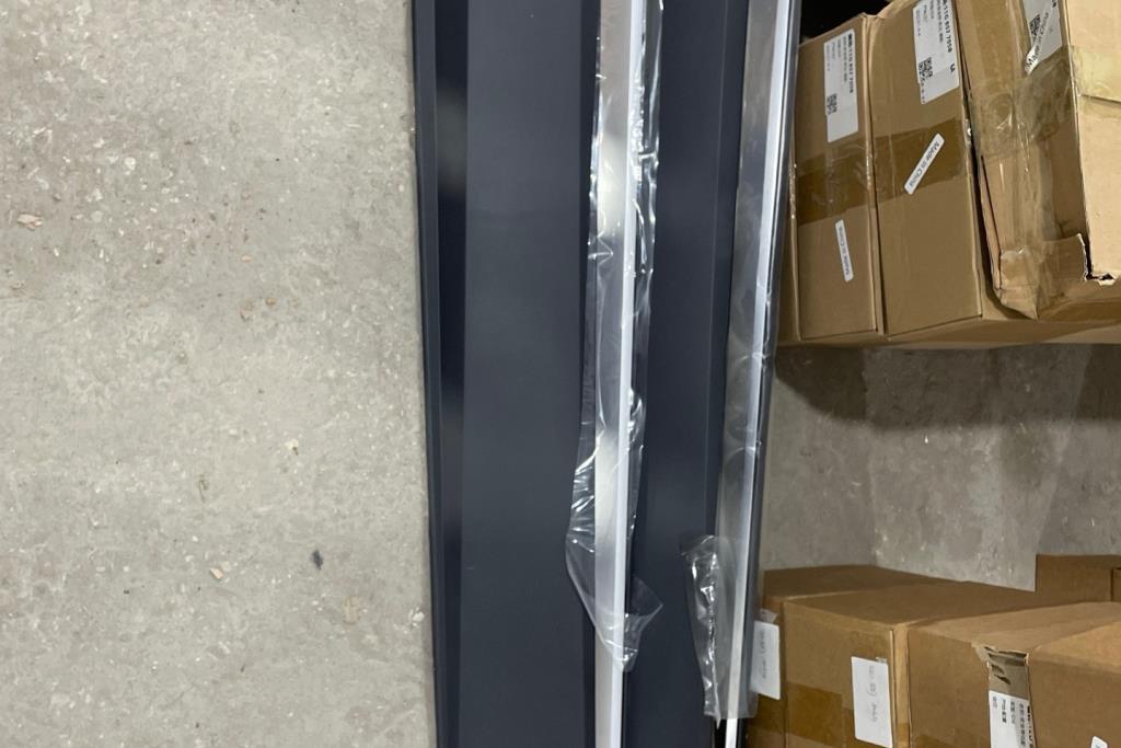 Body  Spoiler  Volkswagen ID.6