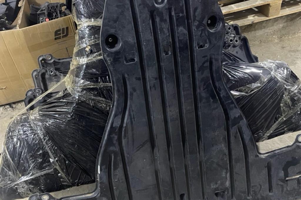 Body  RR BUMPER Volkswagen ID.4