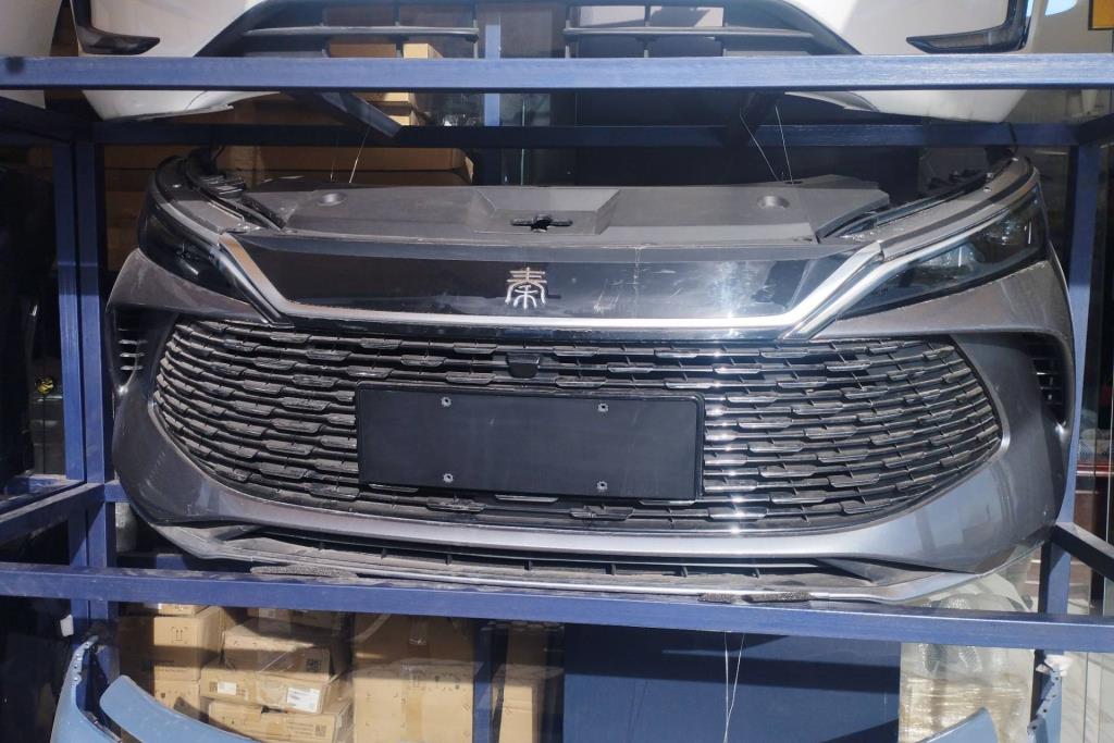 واجهه اماميه طمبون اضويه يمين شمال بي واي دي كين ال 2025