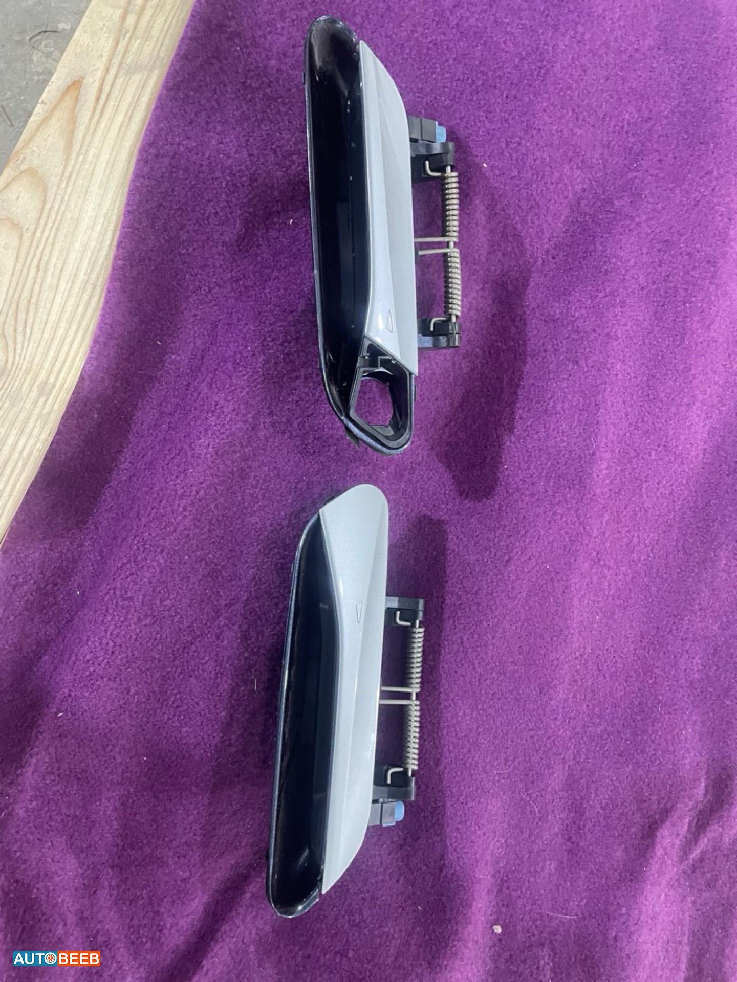 يد باب امامي يمين شمال فولكس فاجن ID4 ID6 2022 2023 2024