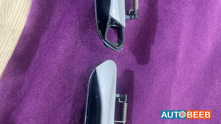 يد باب امامي يمين شمال فولكس فاجن ID4 ID6 2022 2023 2024