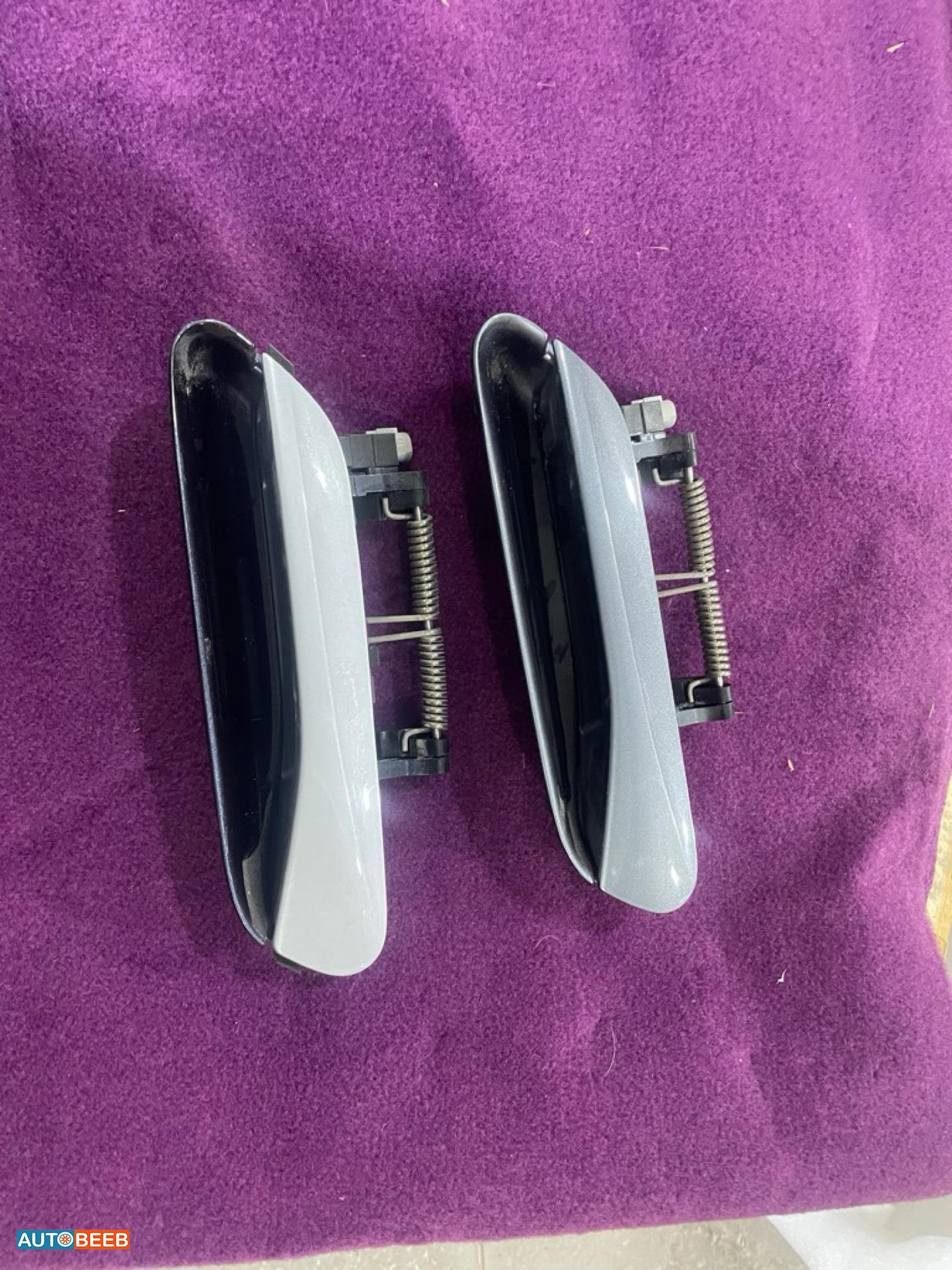 يد باب خلفي يمين شمال فولكس فاجن ID4 ID6 2022 2023 2024