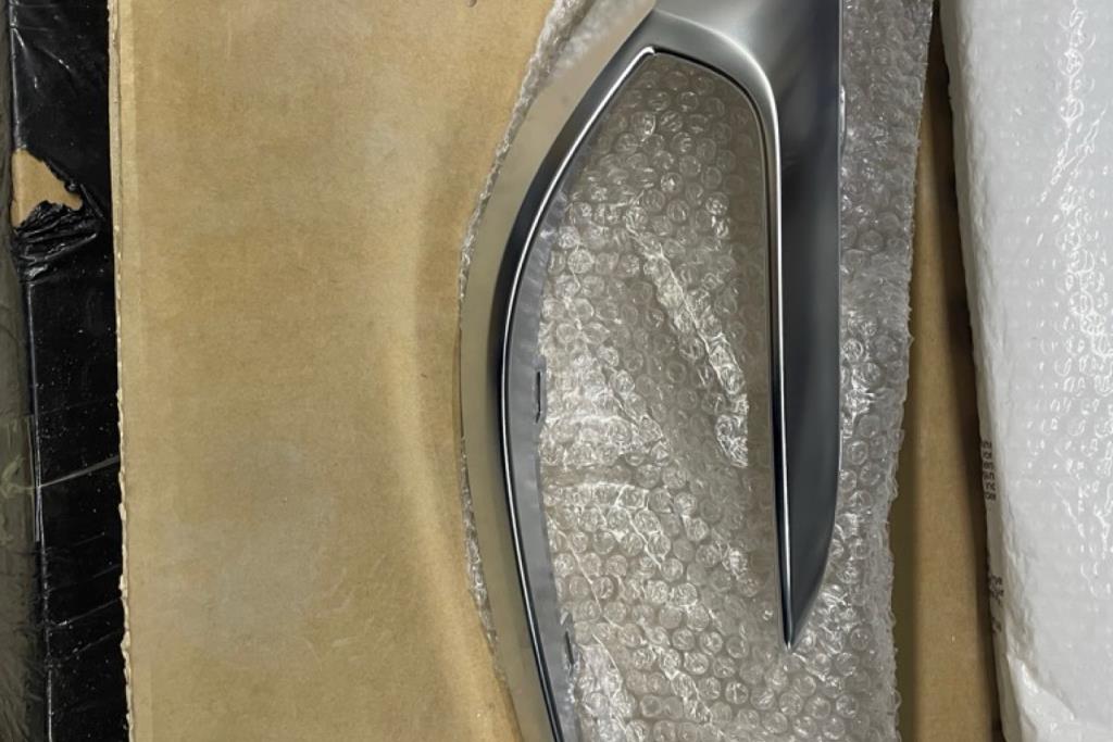 Body  Spoiler  Volkswagen ID.4